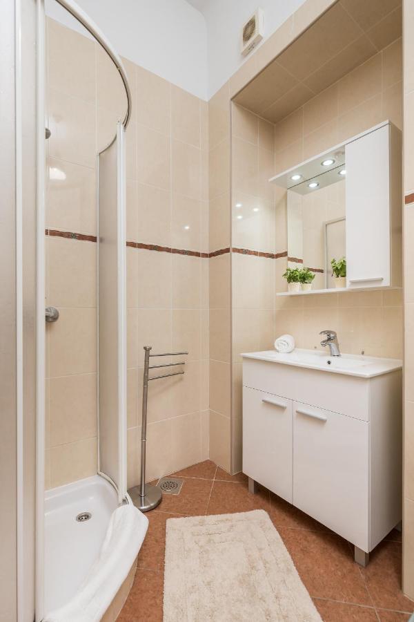 Wien Apartment Rijeka Eksteriør bilde